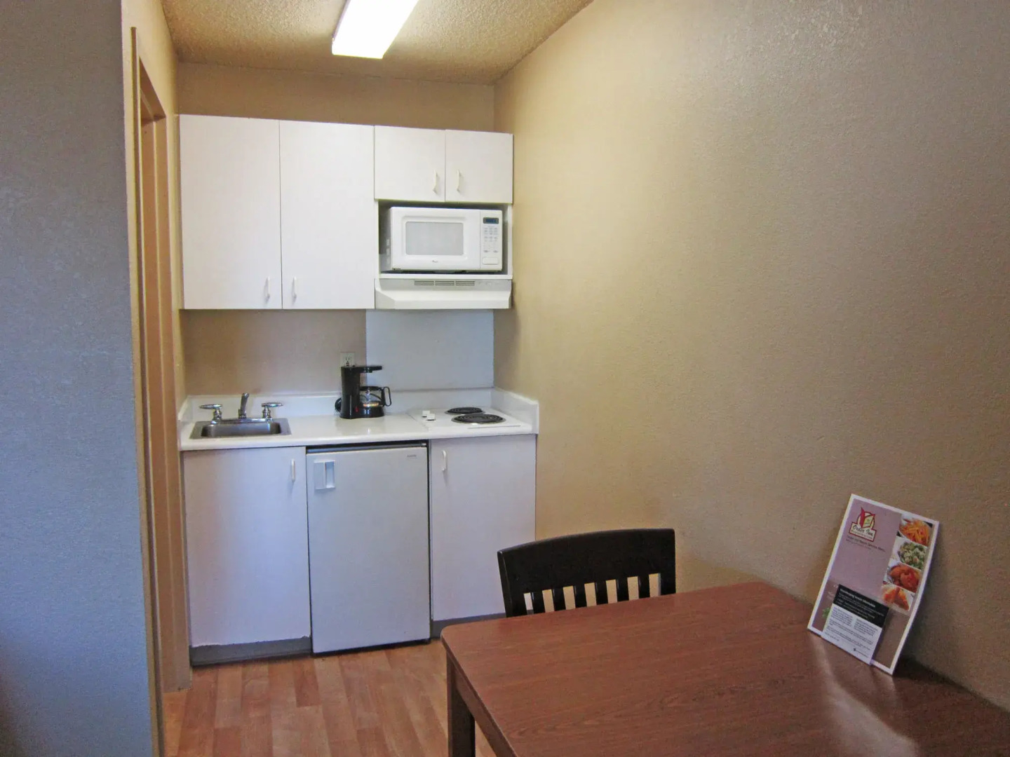 HomeTowne Studios By Red Roof Seattle - Kent/ Des Moines