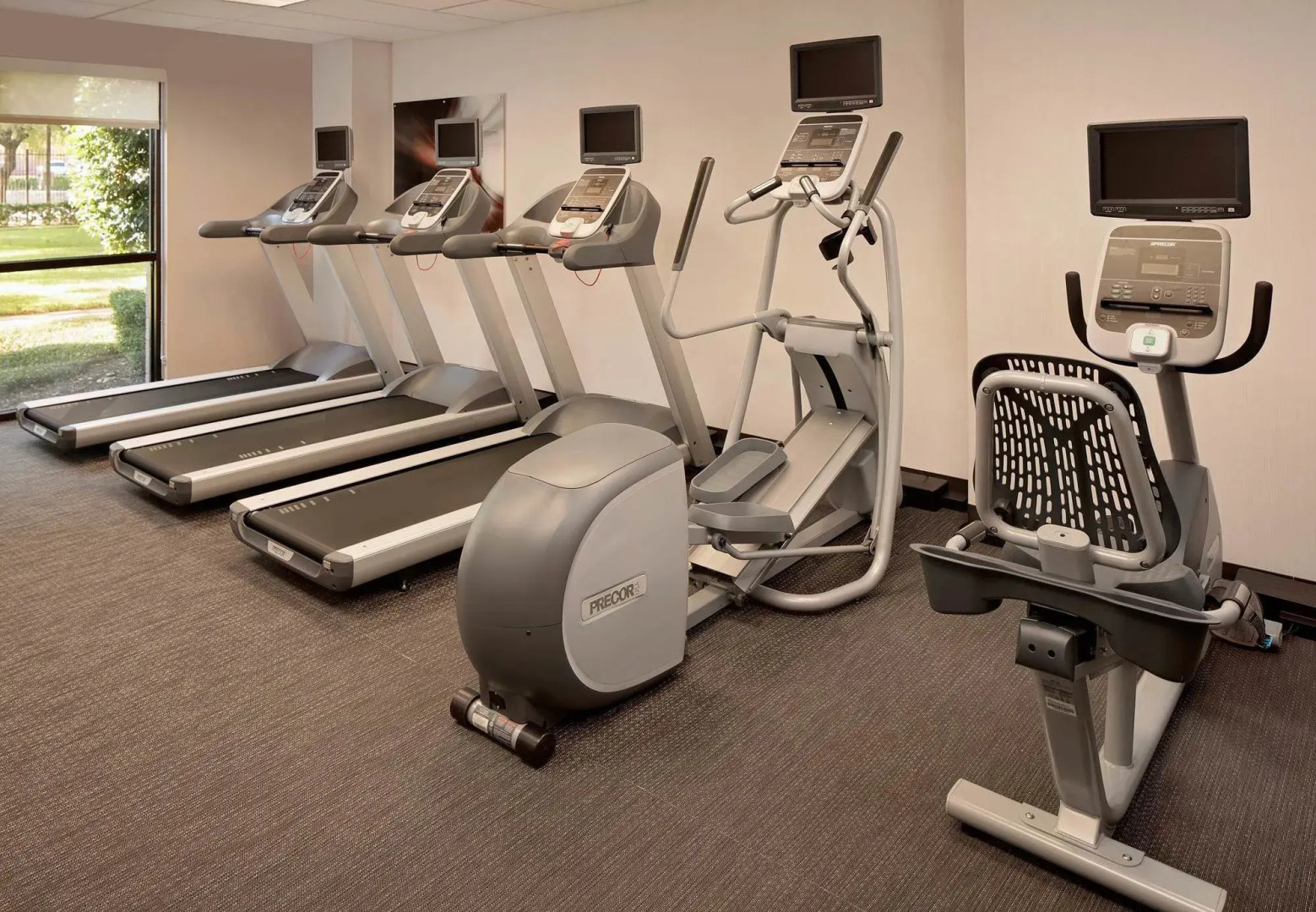 Courtyard by Marriott Dallas Addison/Quorum Drive