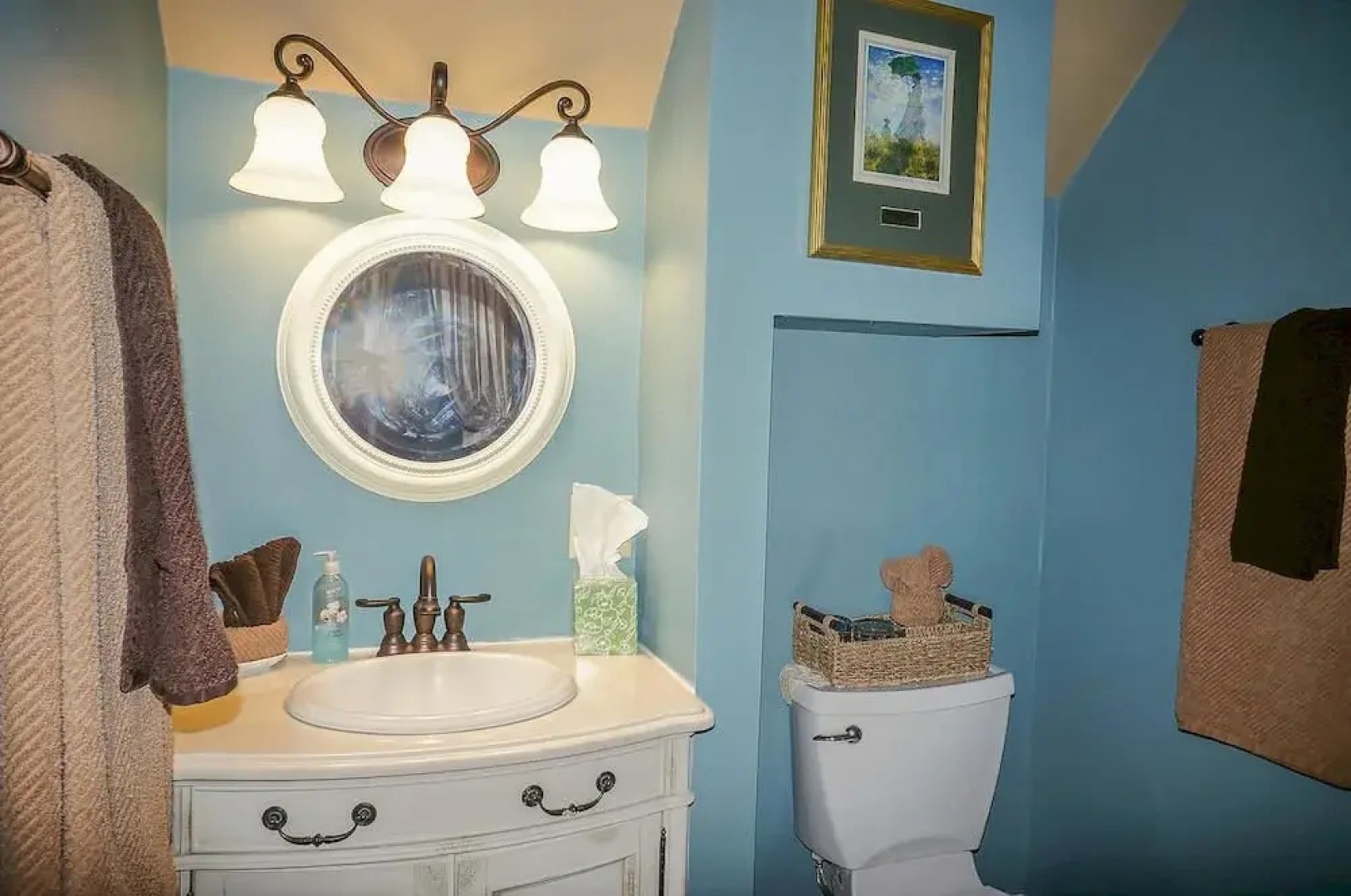 Lady On The Lake Bed and Breakfast