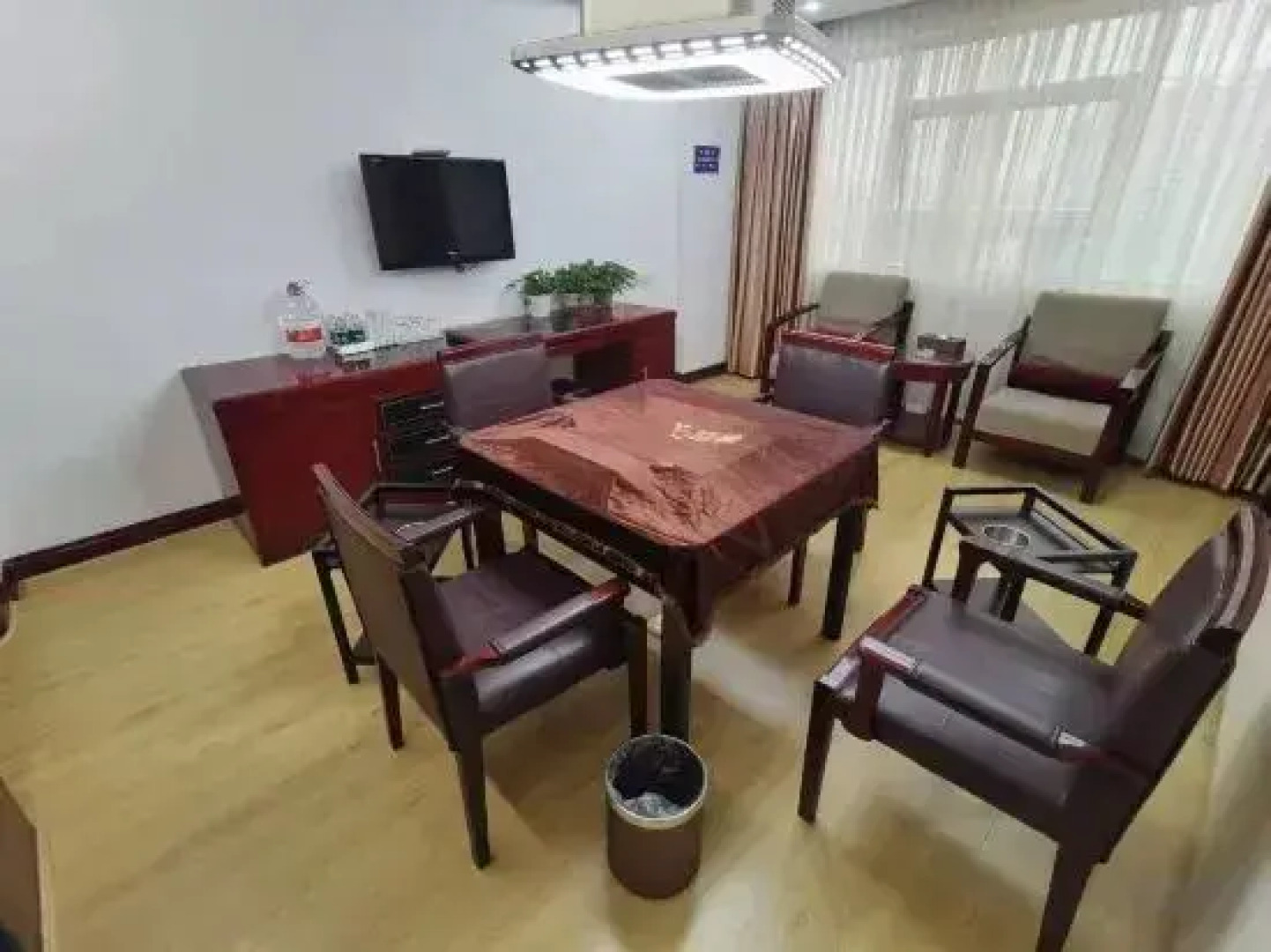 Oriental Hawaii Holiday Hotel