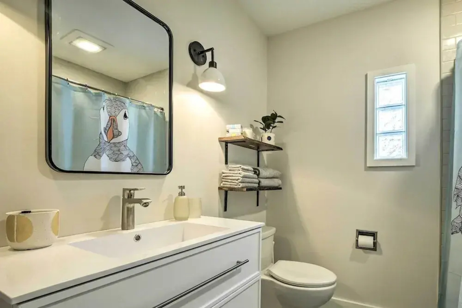 Charming Carrboro Home - Walk to Downtown!