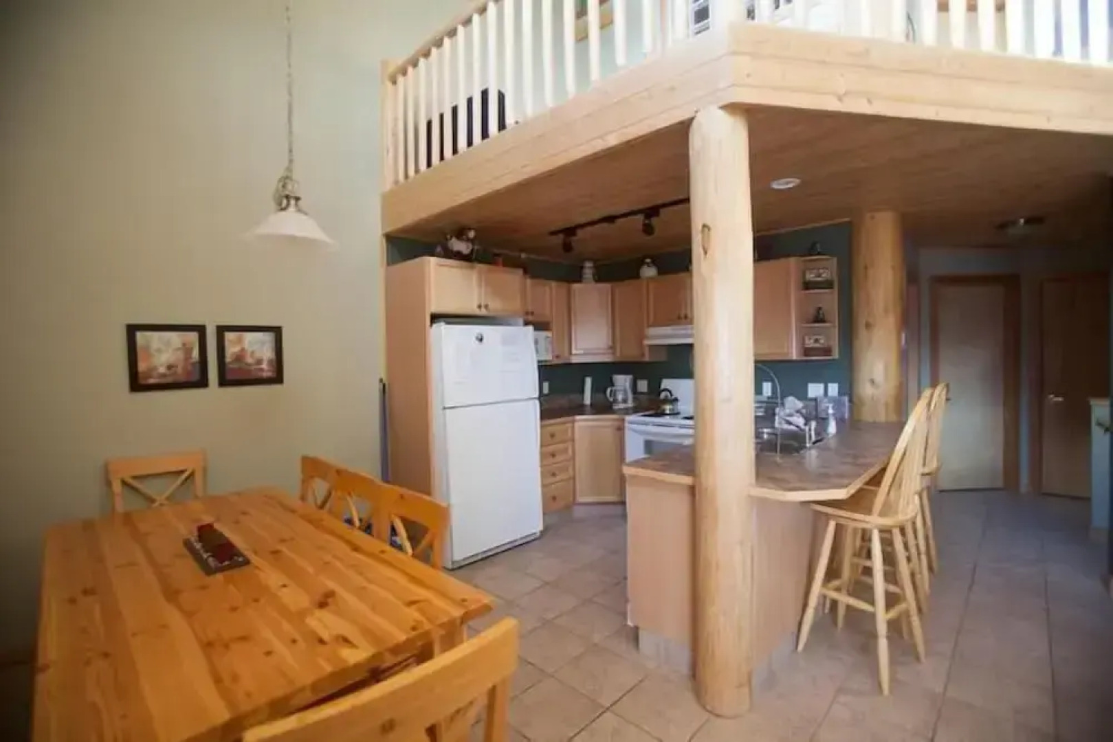 Creekview Court by Apex Accommodations