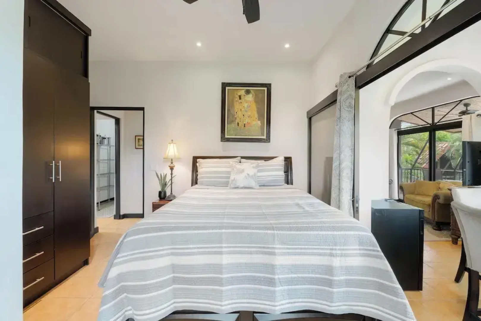 Suite 4 - Sloth Pool&Beach 3 BR Condo