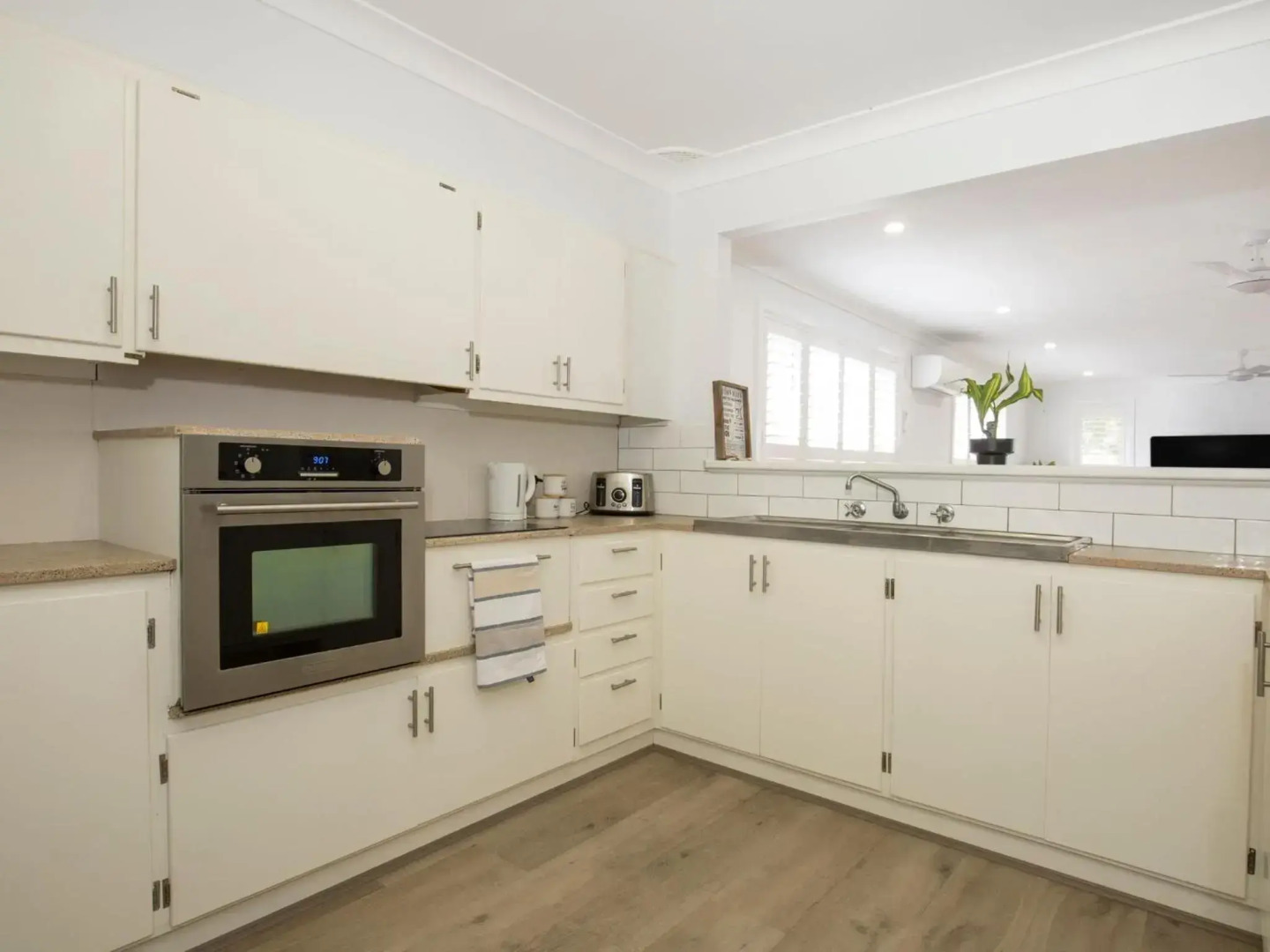 Burra Days I Pet Friendly I 10 mins Walk to the Beach