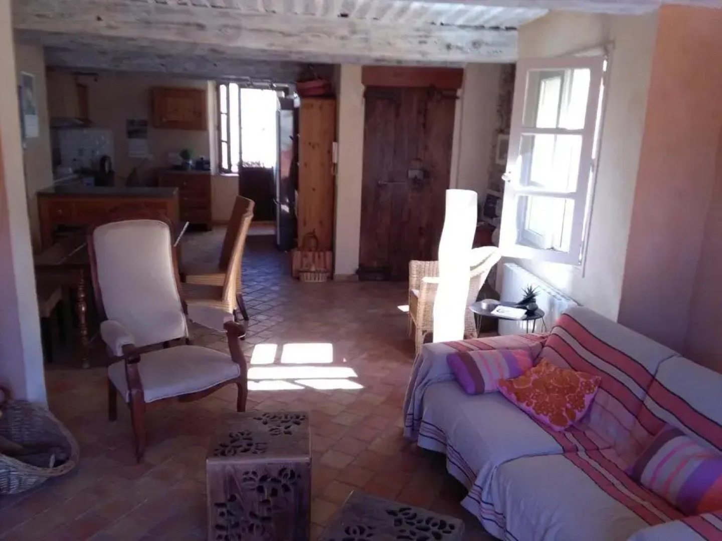 La Maison derrière la Fontaine