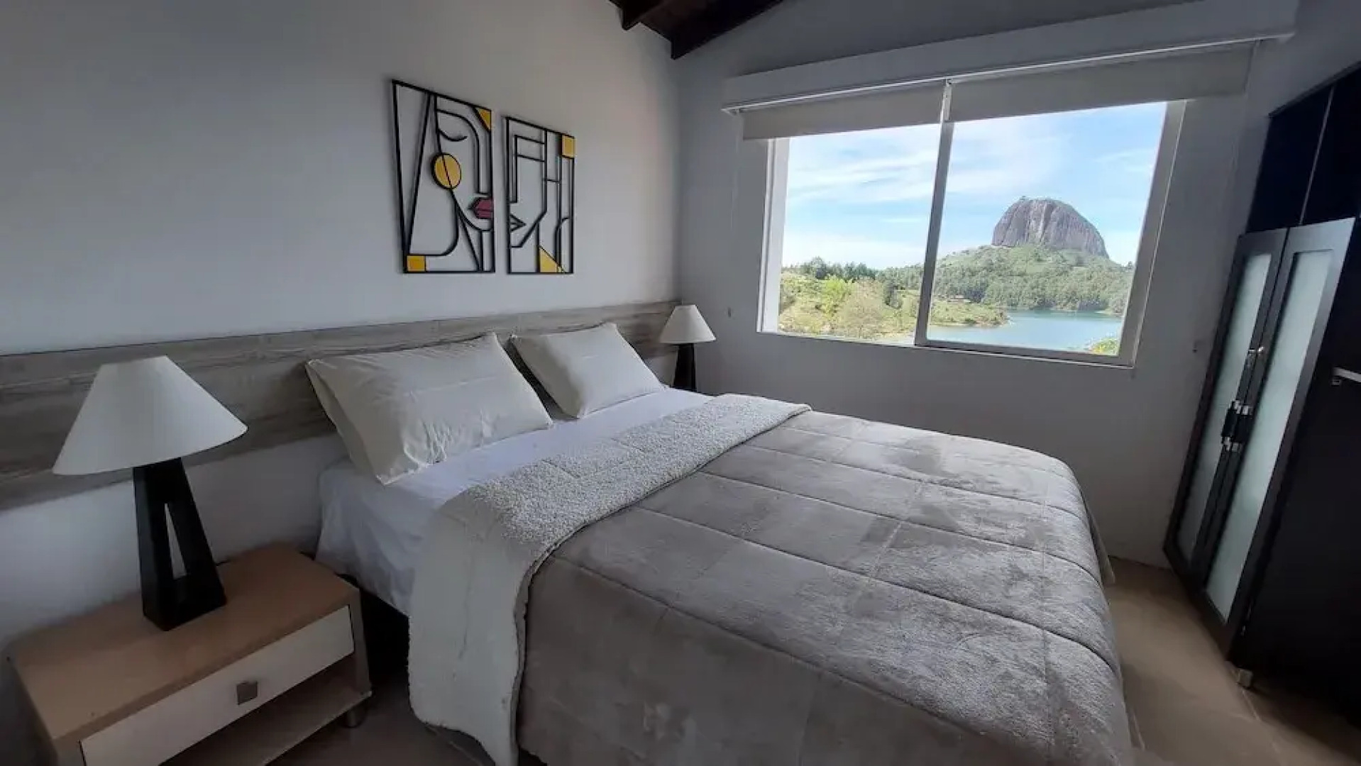 Casa de Campo Con Vista a la Piedra