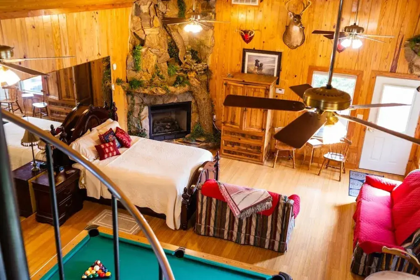 Shalom House Bed and Breakfast