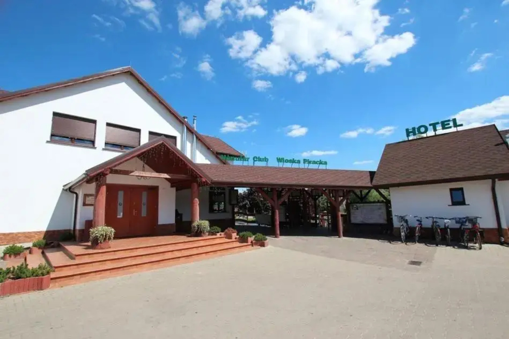 Nenufar Club Hotel