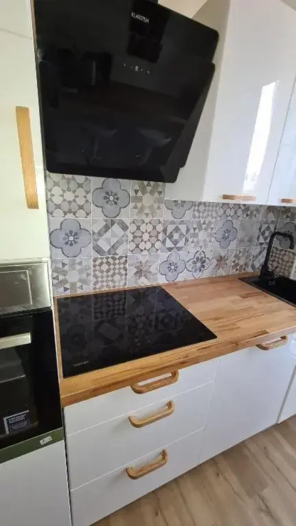 Residence Cosy, Chambre Privee Non Mitoyenne Avec Serrure Dans Un Appartement de 50 M Carres (Adults Only)