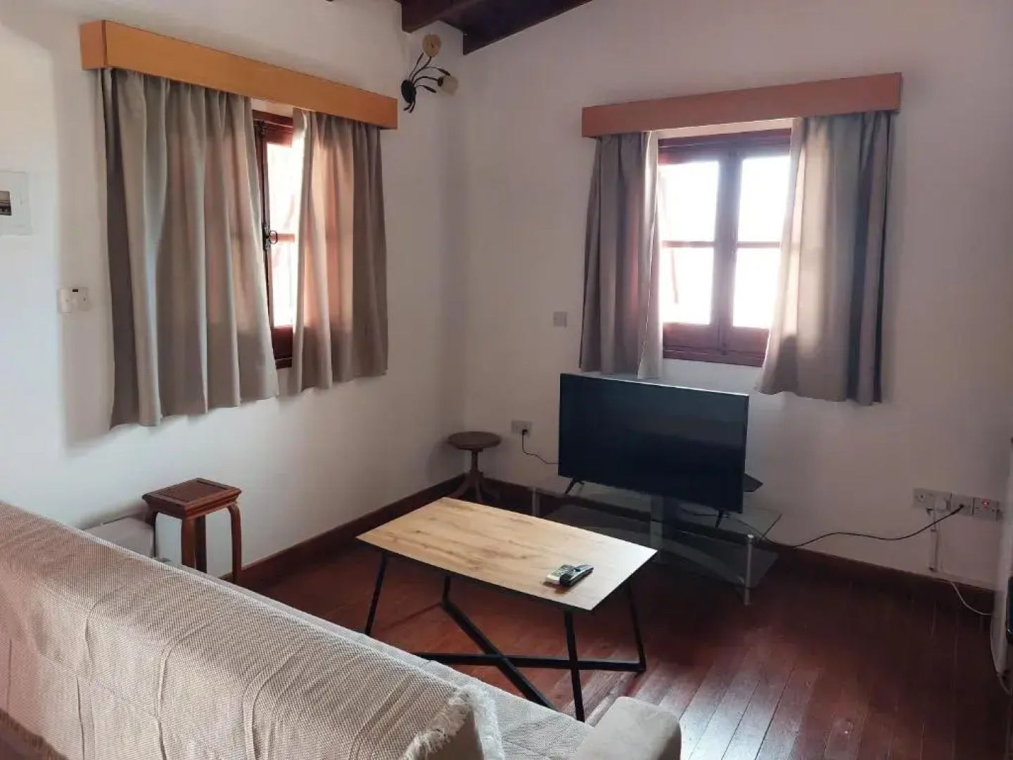 Steni Traditional Studio Apartment