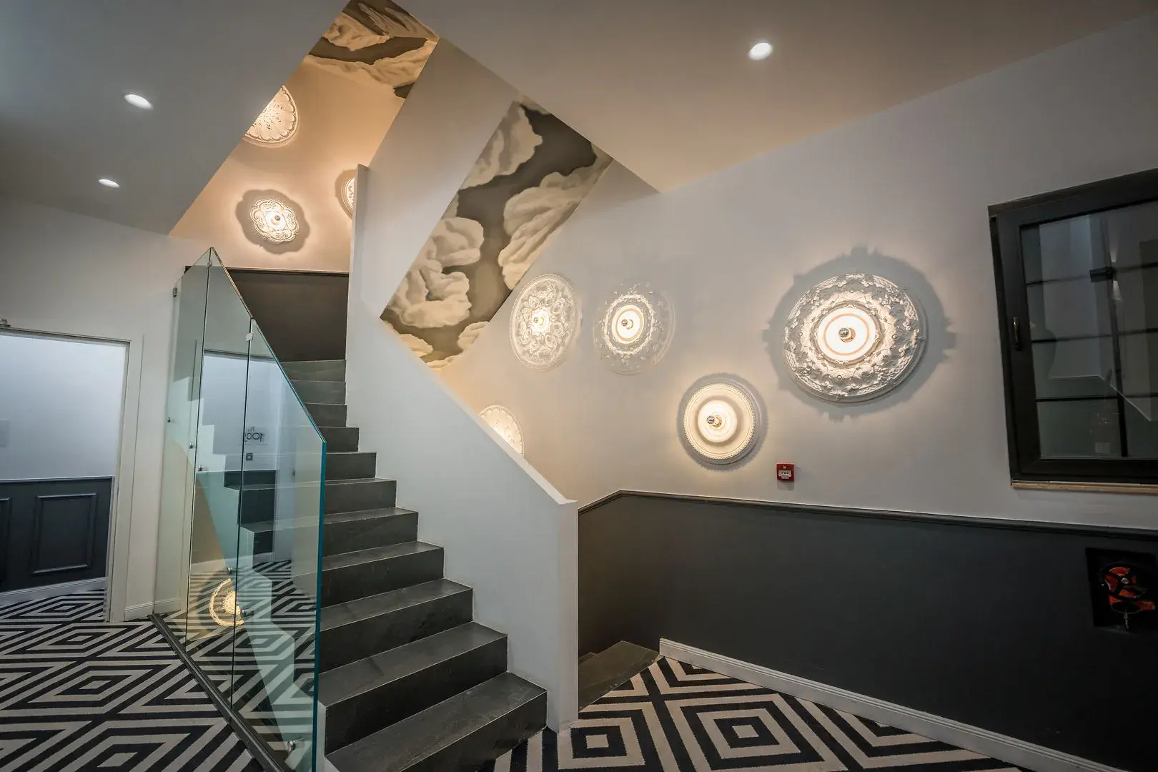 HOLM Boutique &Spa - IK Collection