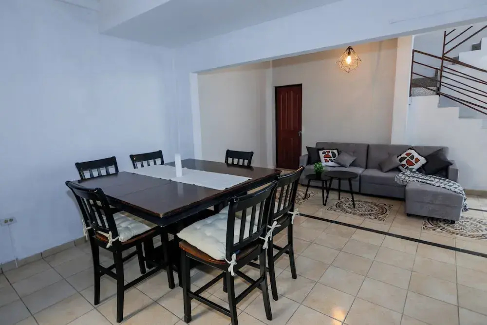 Friendly House