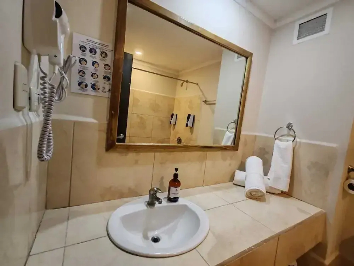 Puerto Azul Residences