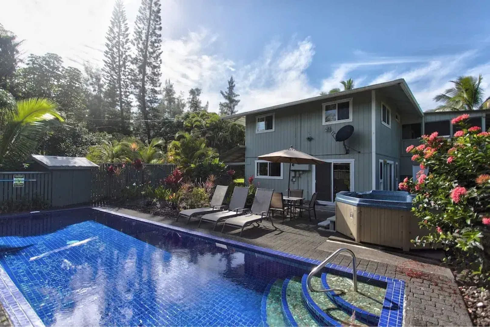 Uli Kai - The Deep Blue Sea 4 Bedroom Home