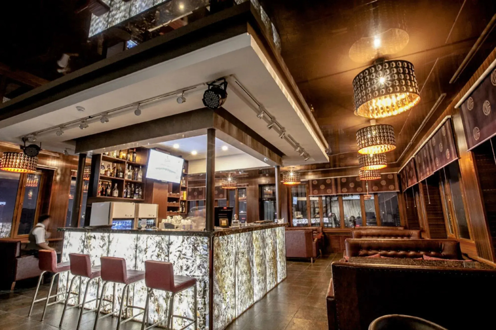 UBINN hotel & gallery