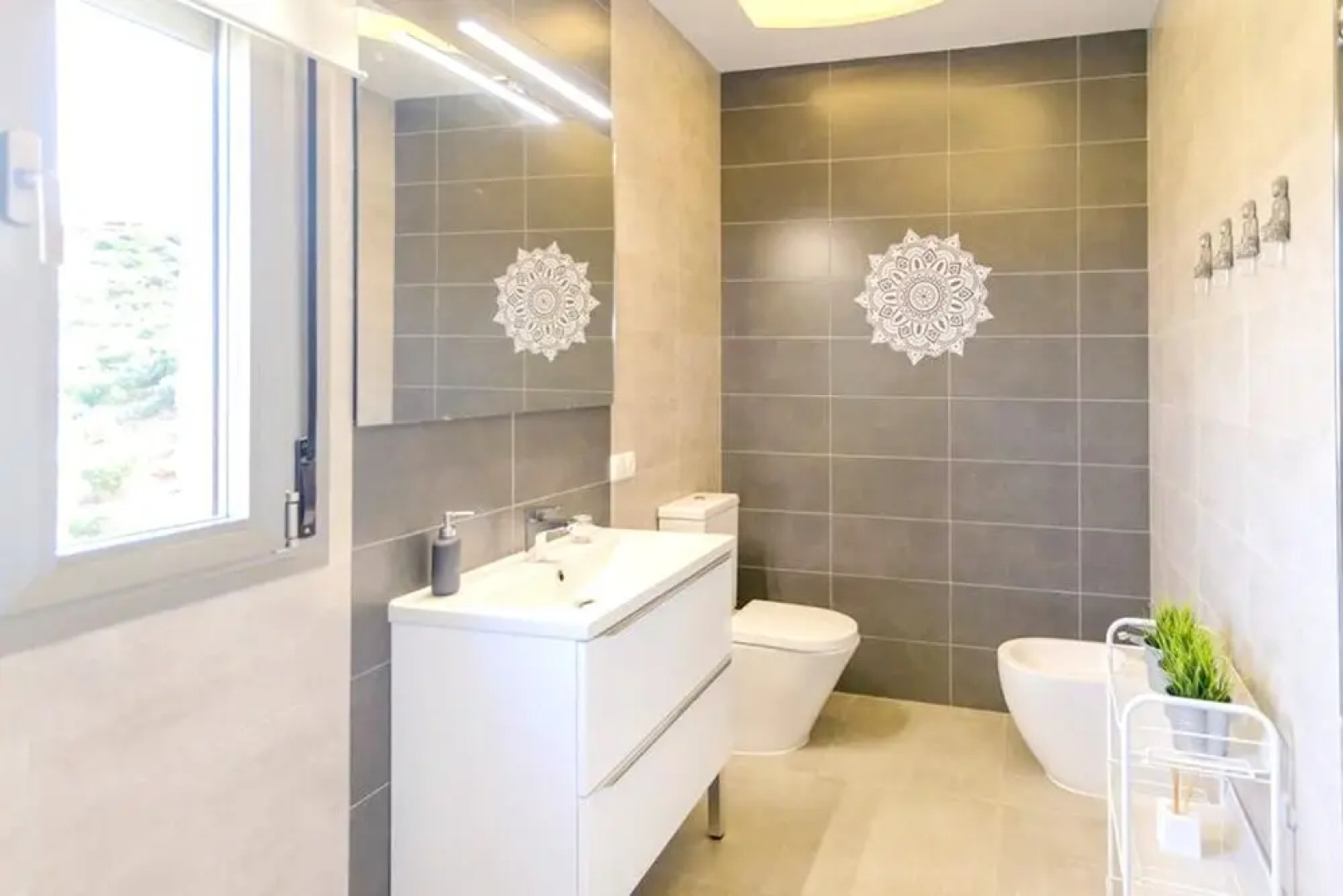 Villa With 3 Bedrooms in El Gastor, With Wonderful Lake View, Private Pool, Enclosed Garden