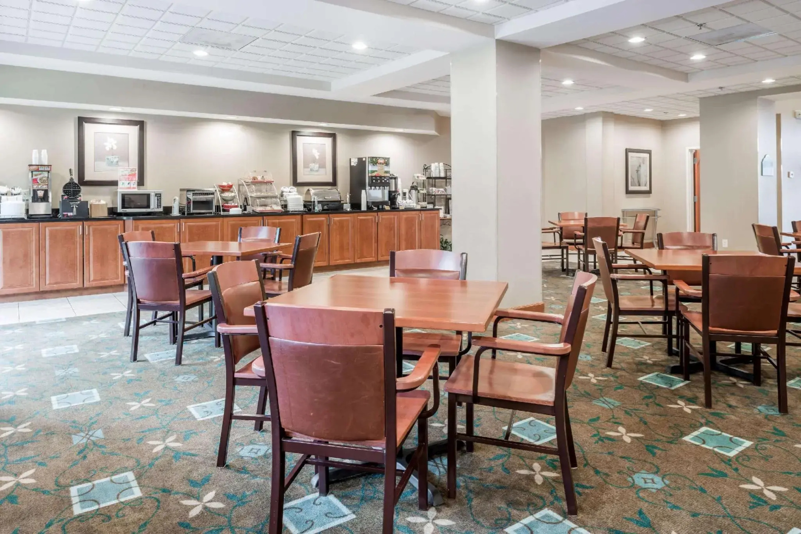Wingate by Wyndham St. Charles