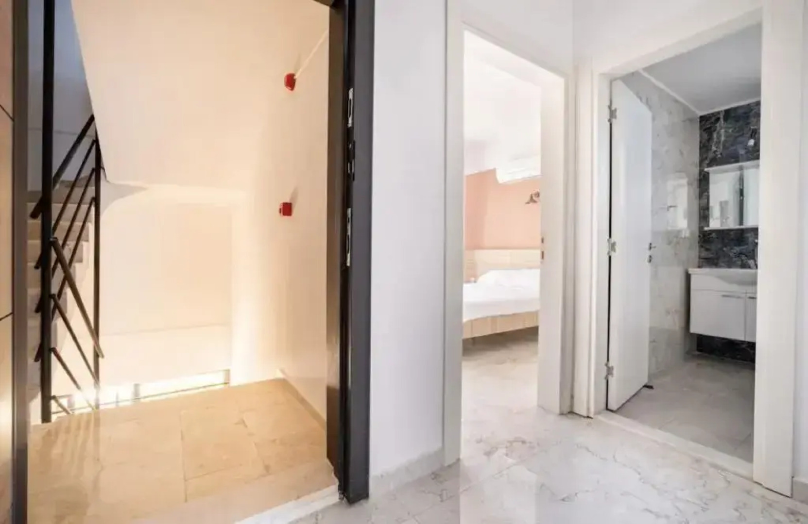 Kaş Eylül Suit Apart