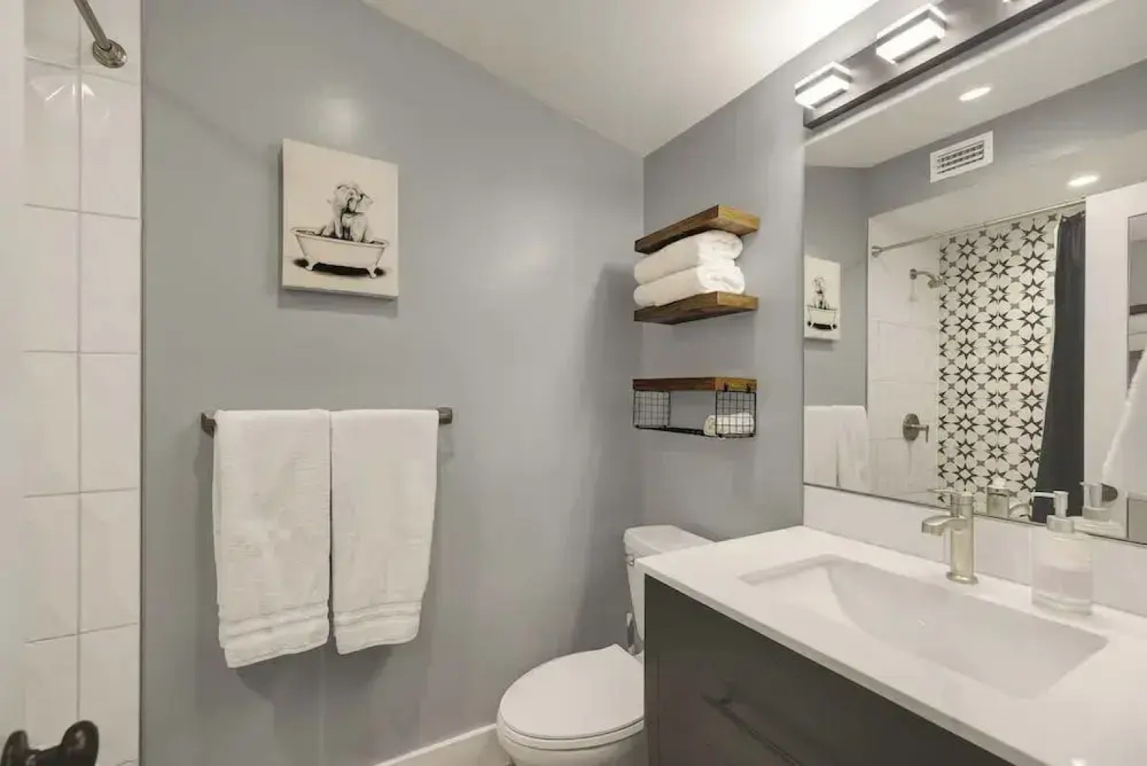 Tolle Haus: W/pool & Firepit-walk to Schlitterbahn, Comal Chutes & Downtown!