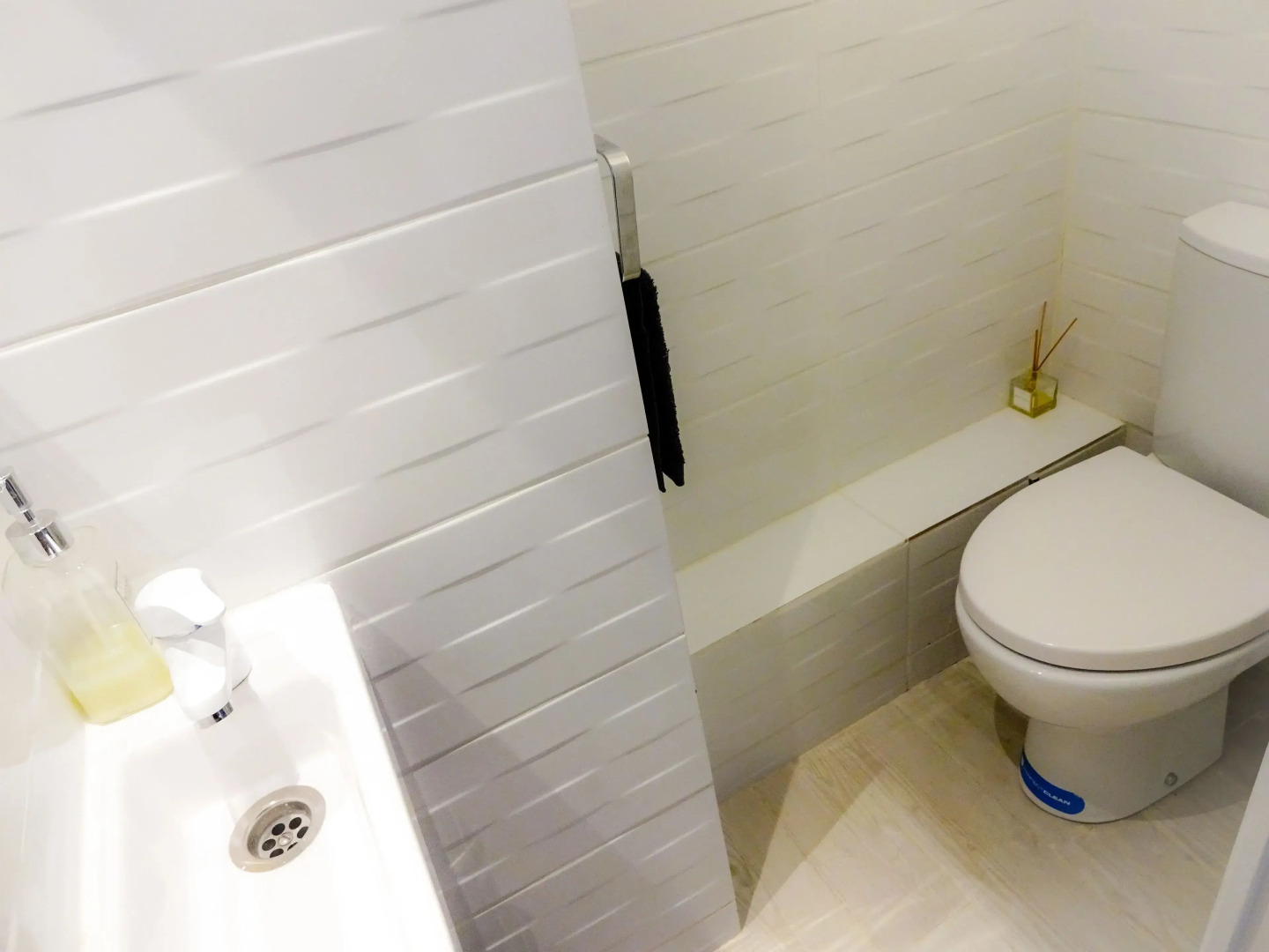 Le Pytheas Vieux Port Marseille