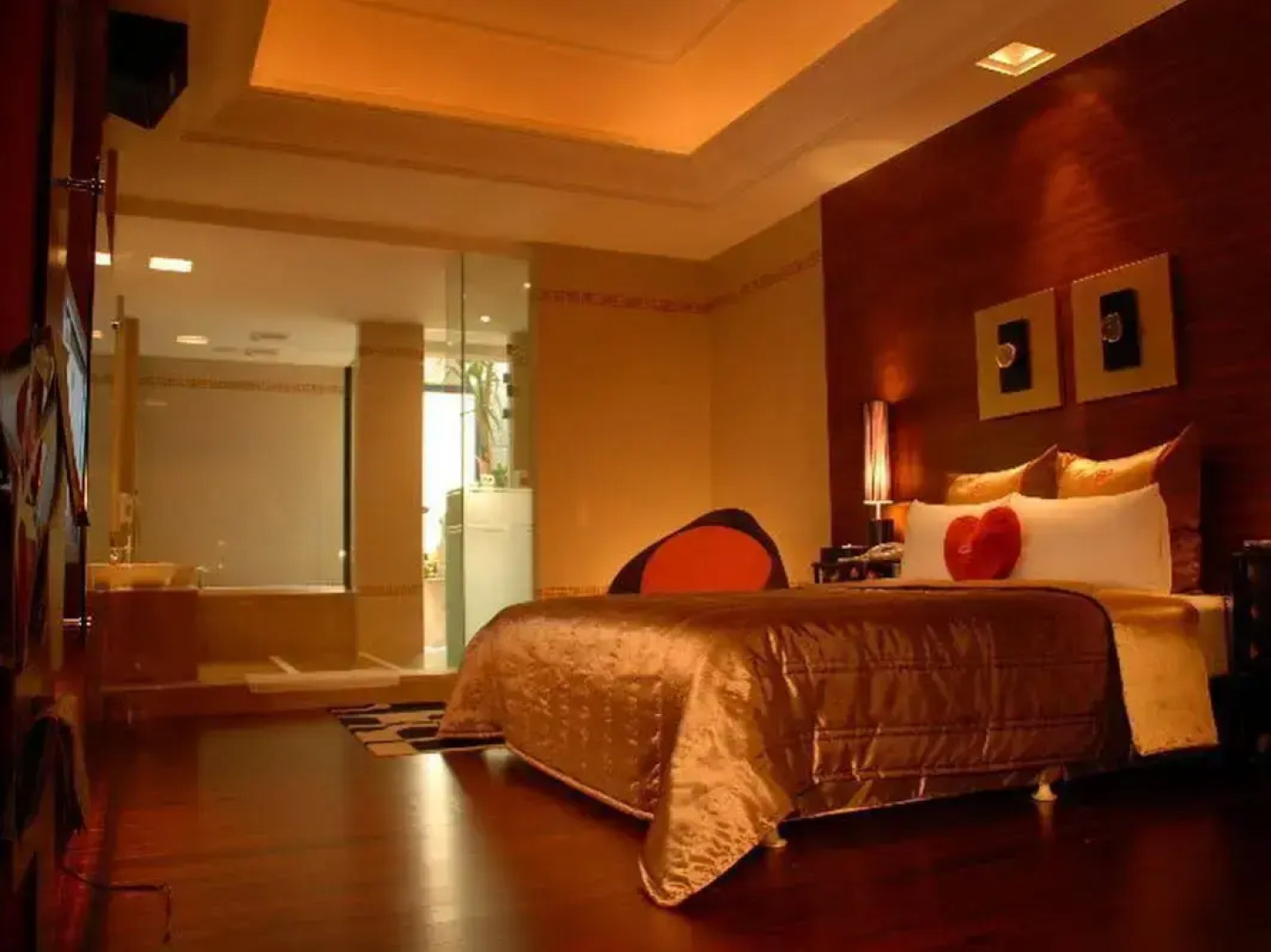 Sweet Love Boutique Motel