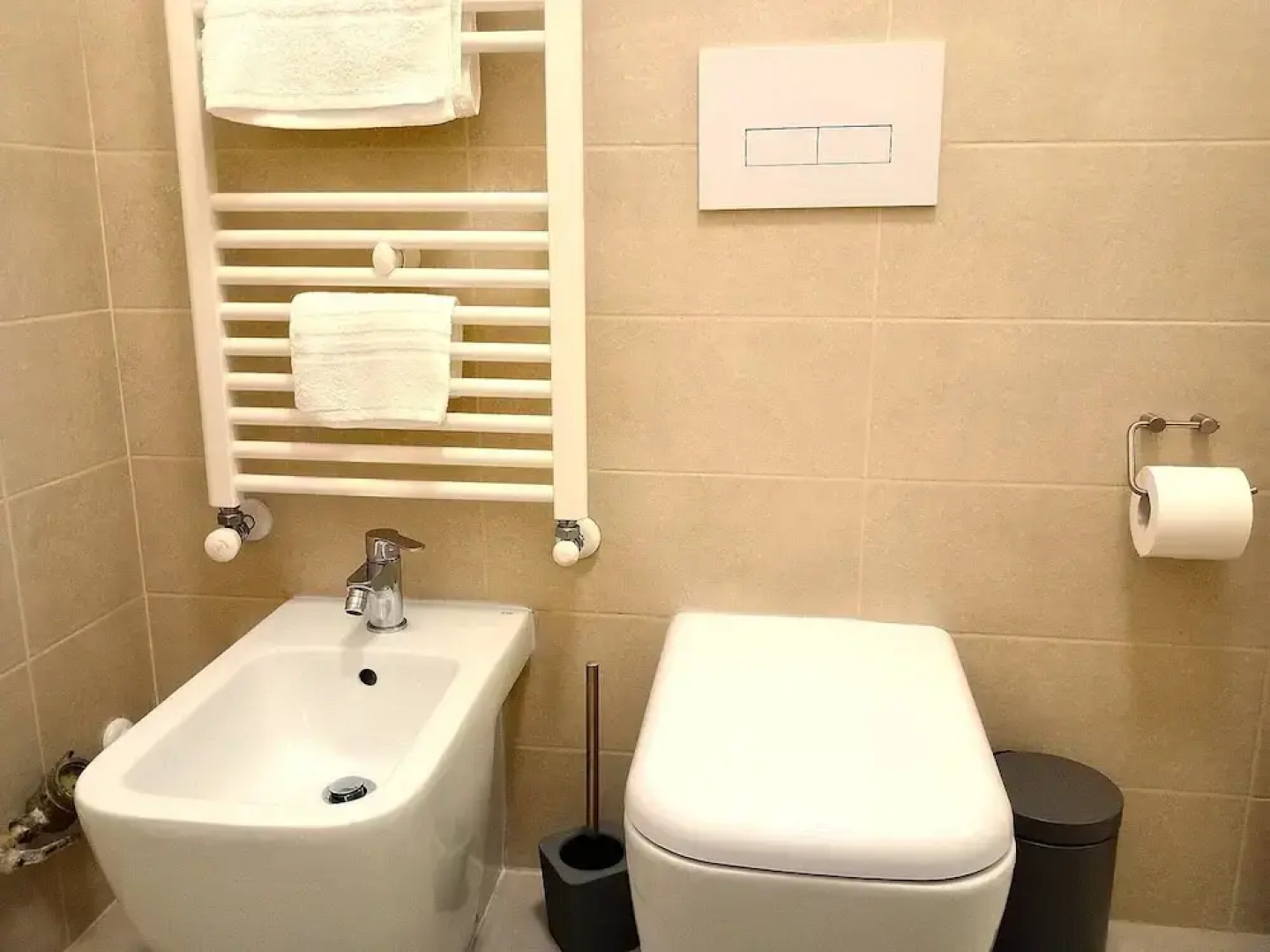 Rosy Suite Bed & Breakfast