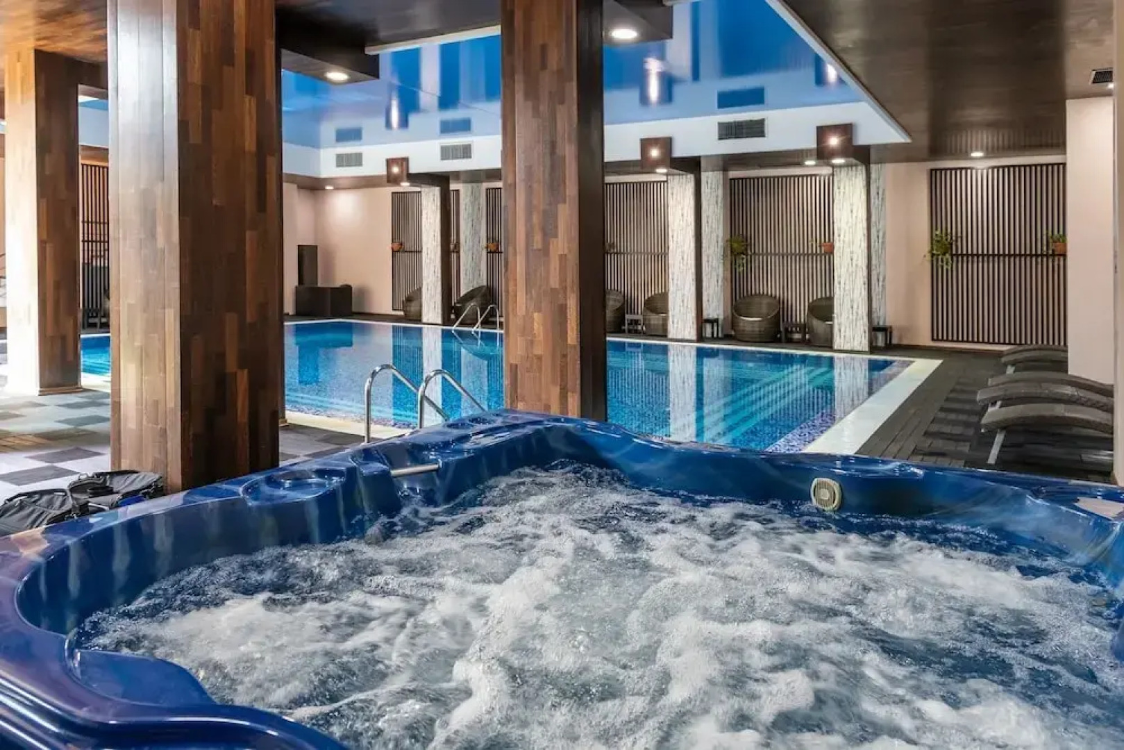 D&C Apartments in Garden of Eden