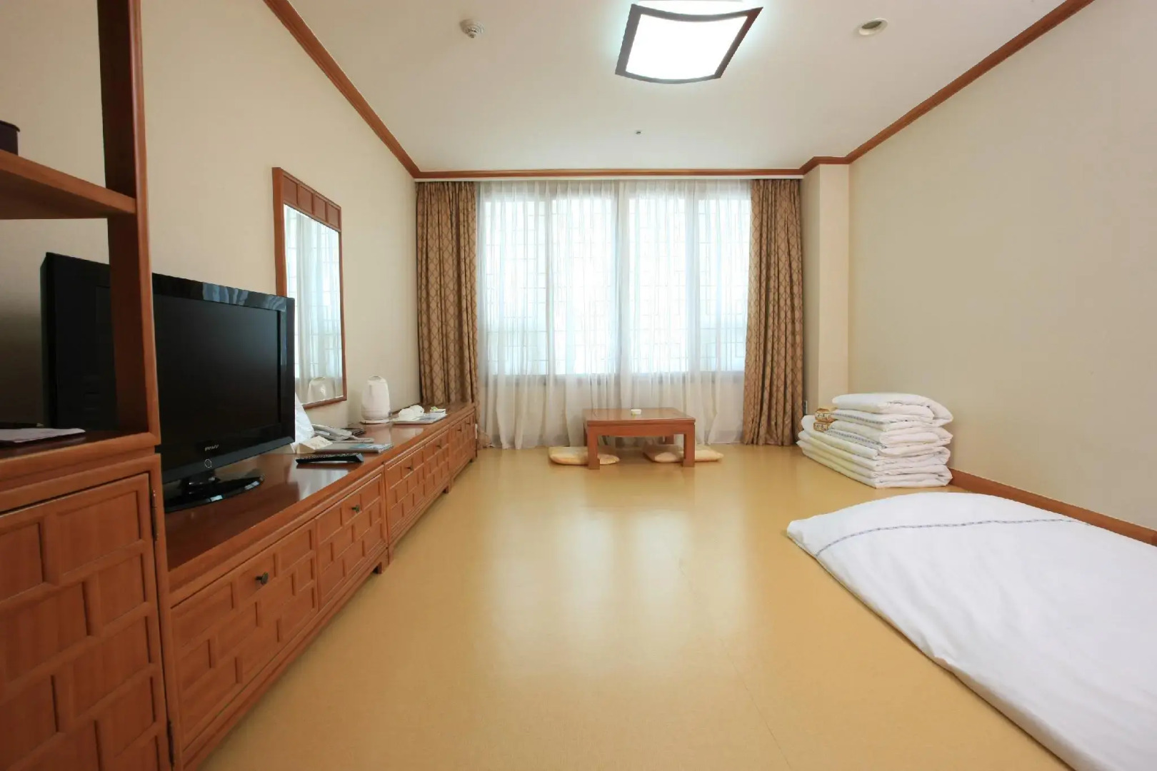 High1 Palace Hotel & CC