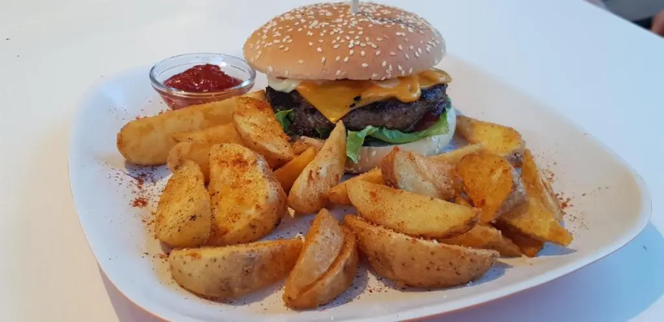 Hatzoudis Luxury Suites