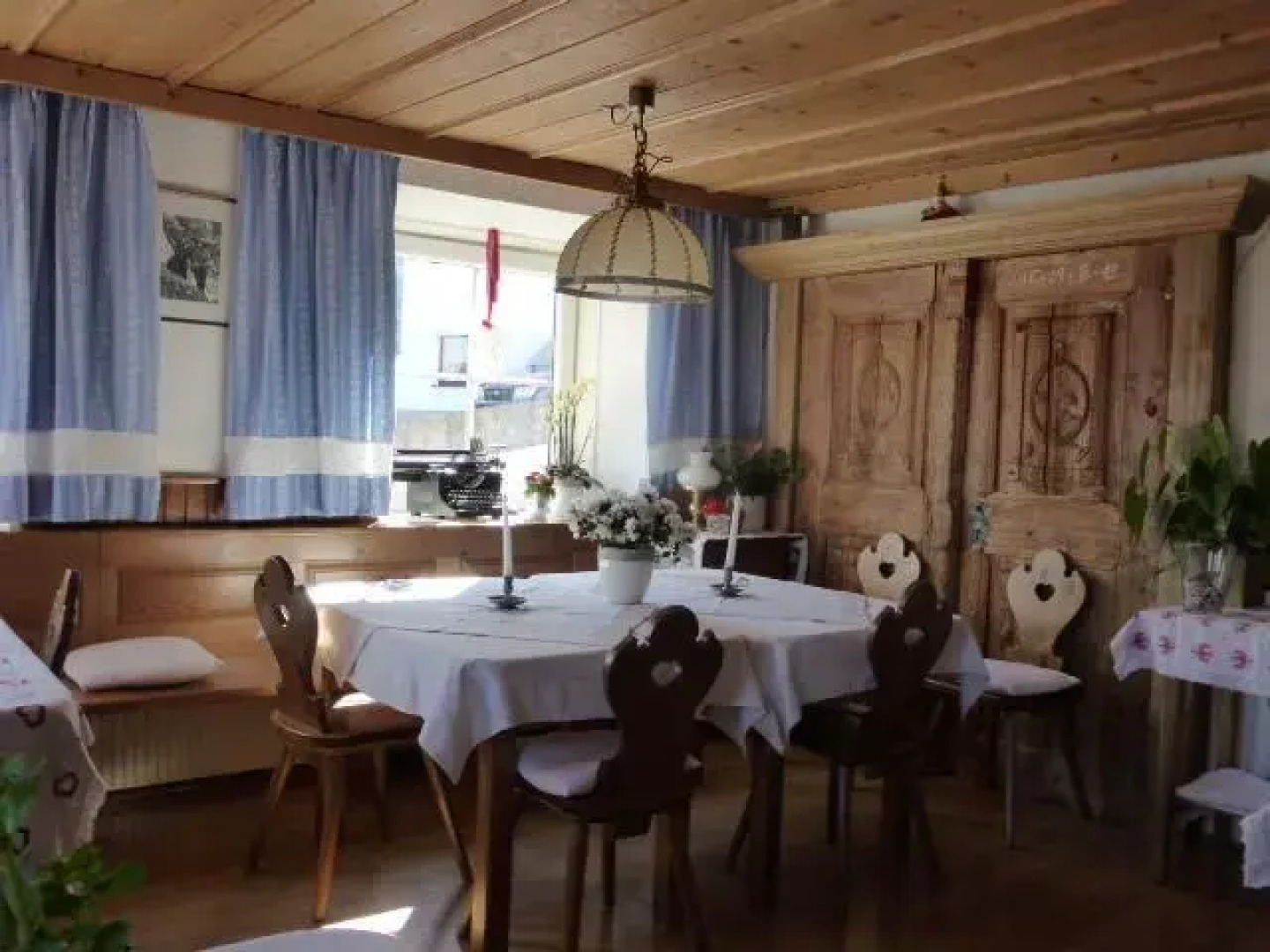 Gasthaus Hahnenkamm