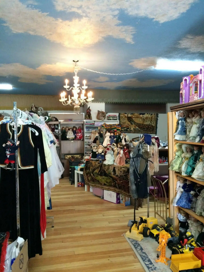 Rainbow Lake Castle Resort