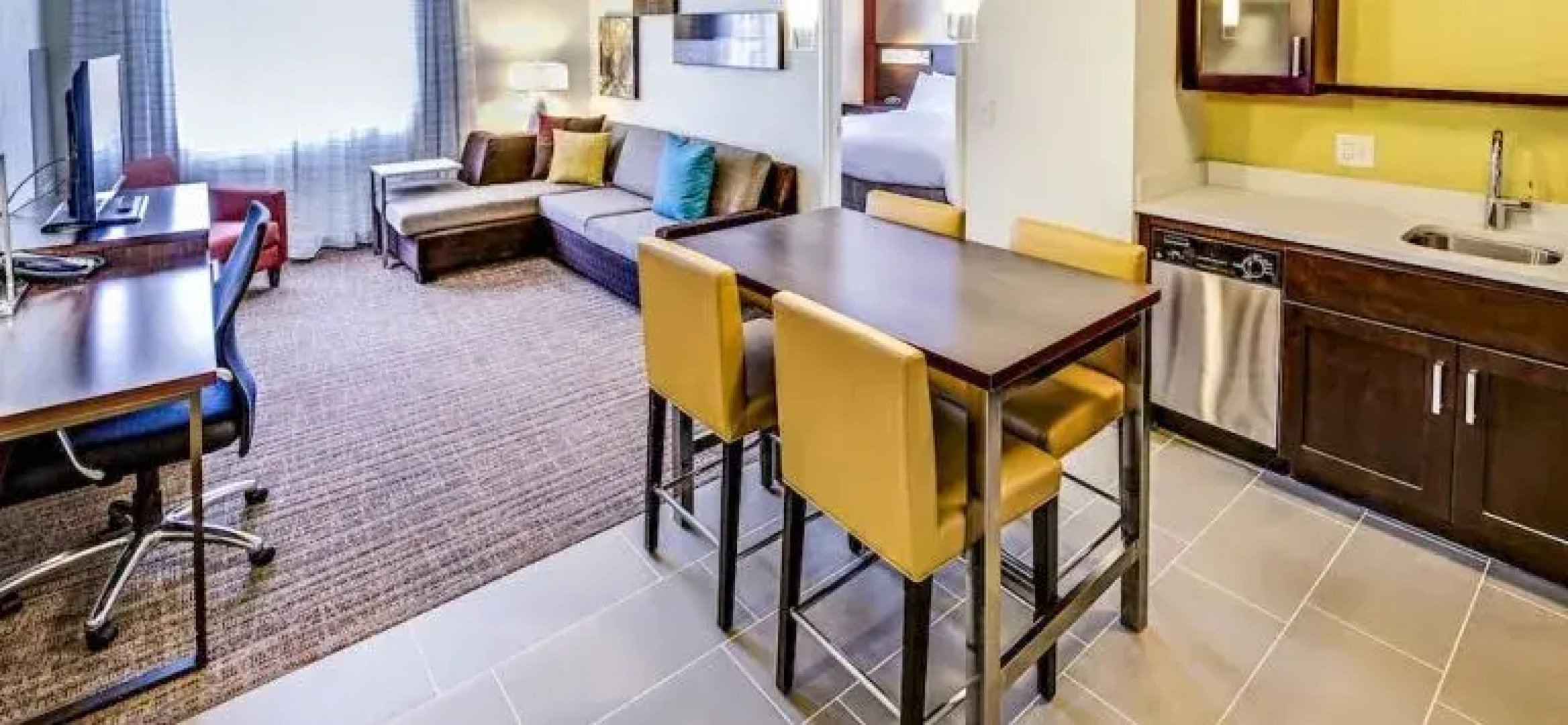 Residence Inn by Marriott Akron South / Green