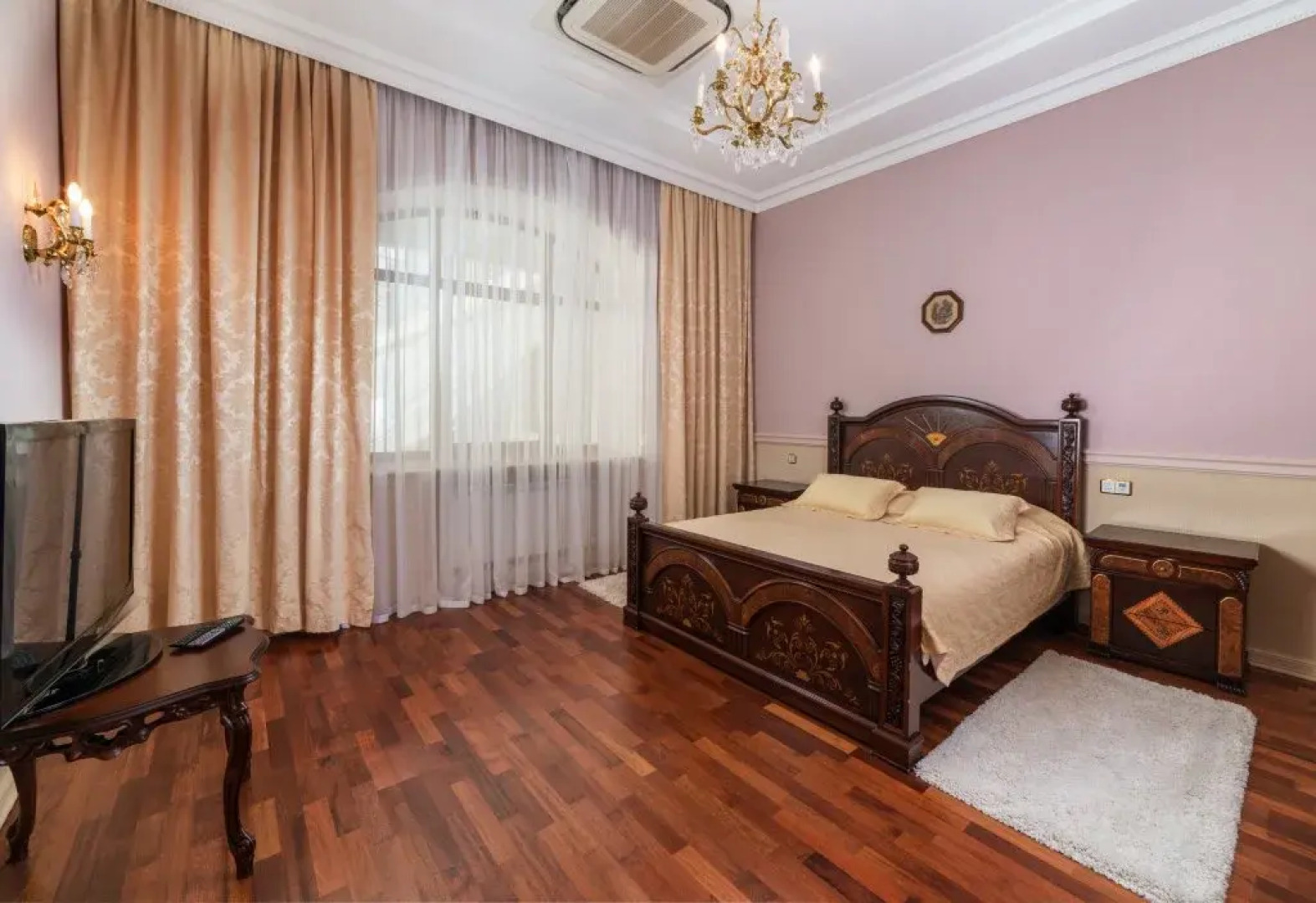 KNZS Hotel - restaurant Complex Central Park