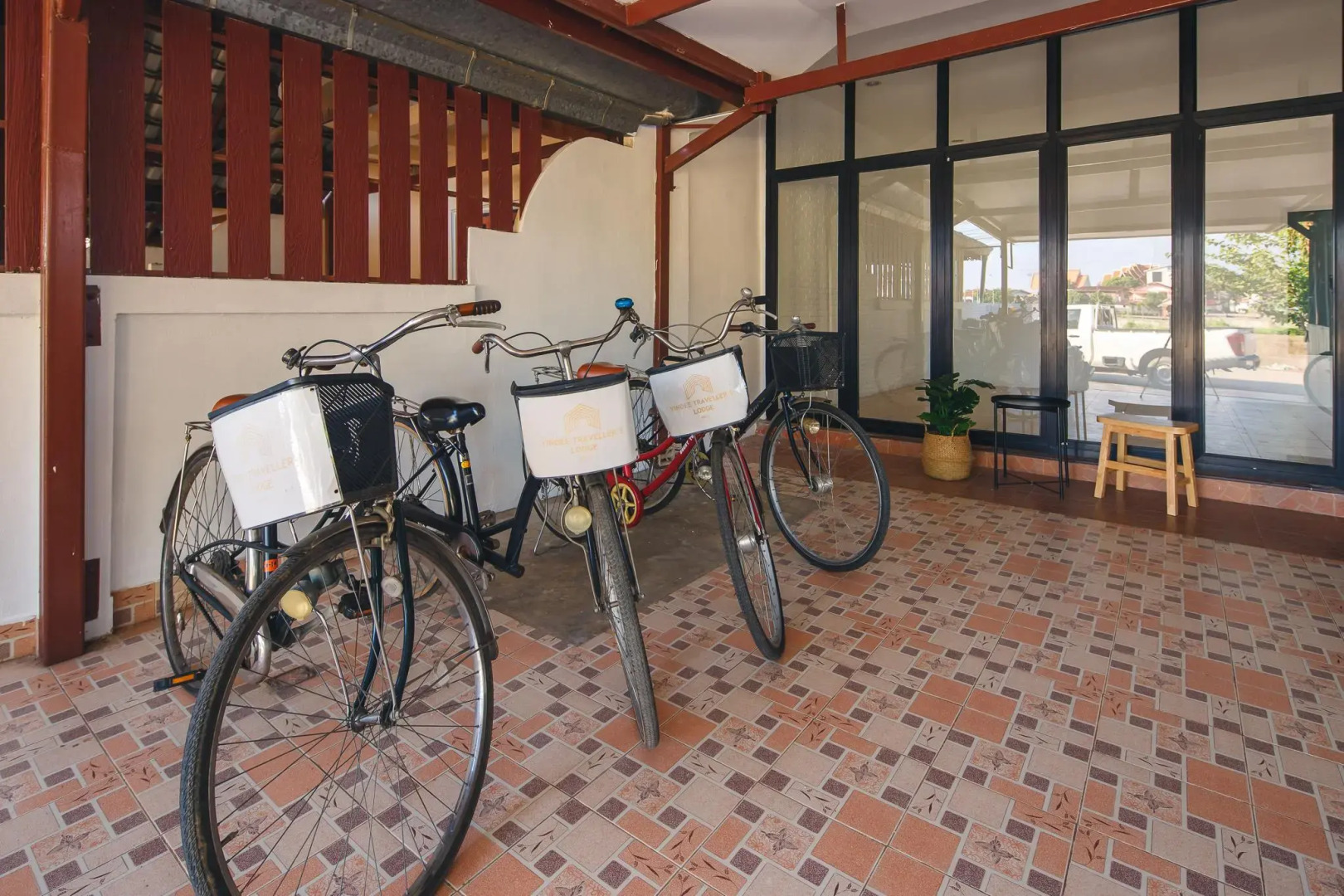 Yindee Home and Cafe