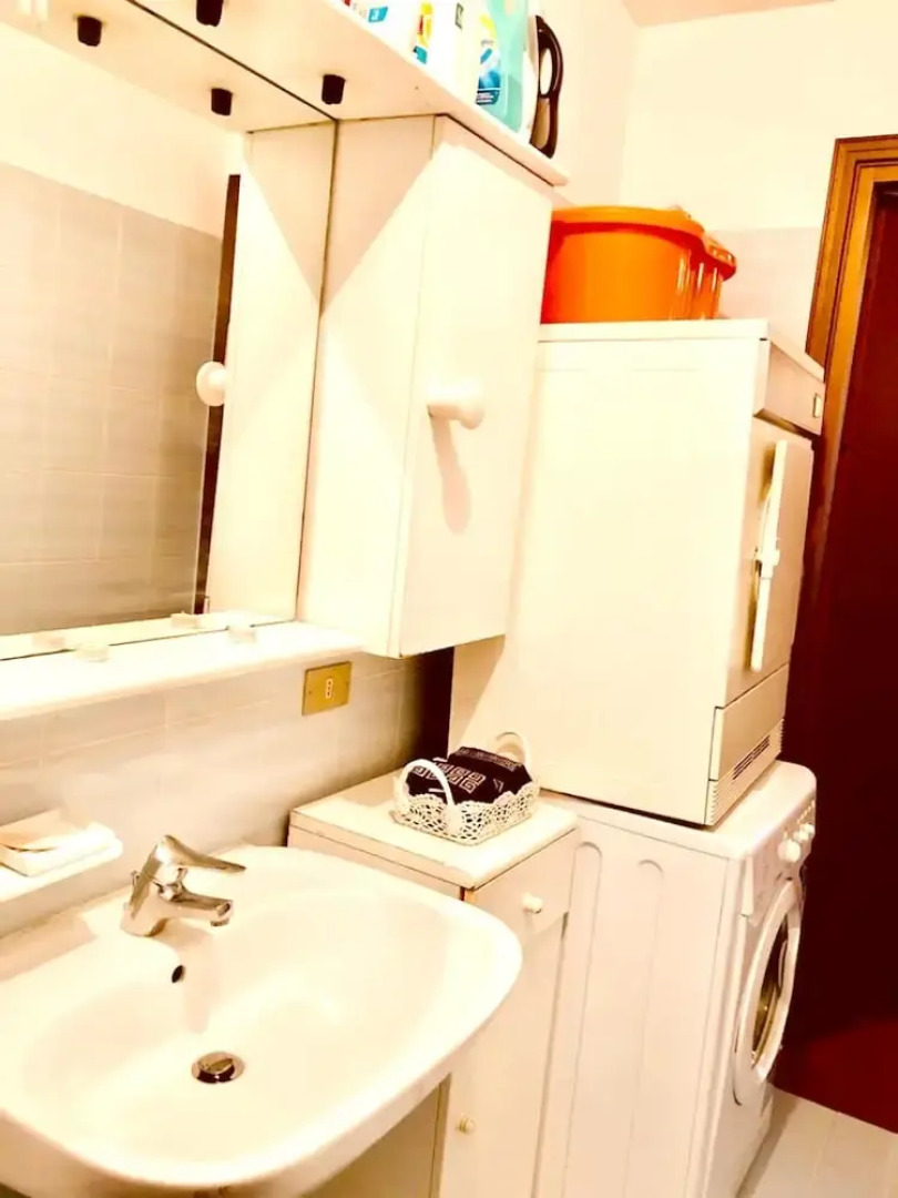 House With 3 Bedrooms in Lavena Ponte Tresa, With Enclosed Garden and Wifi Near the Beach