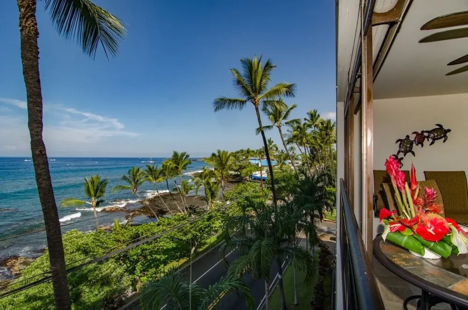 Kona Alii 403 by RedAwning