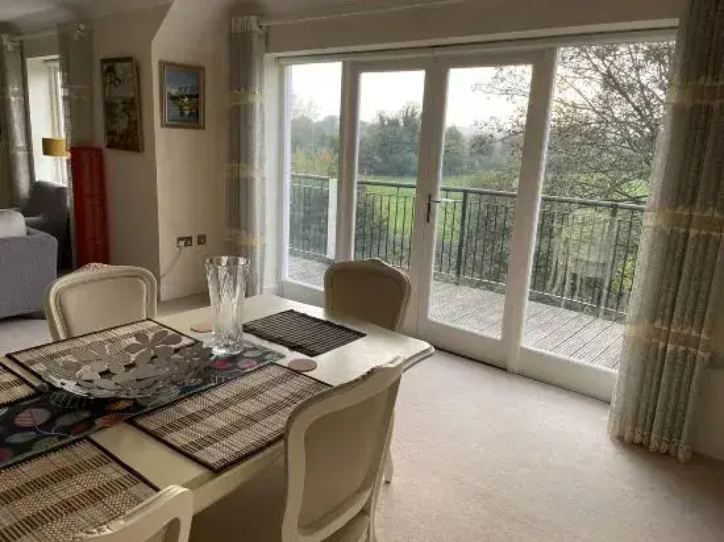 Top Floor En-Suite Double Rooms In Eton With Great View Of Windsor Castle & Free Parking