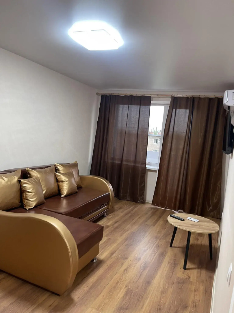 Апартаменты на переулке Коммунистический 106