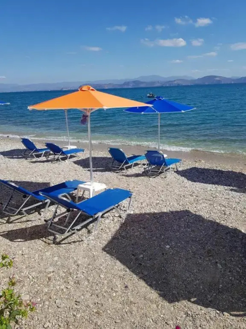 Blue Sky Apartments & Rooms