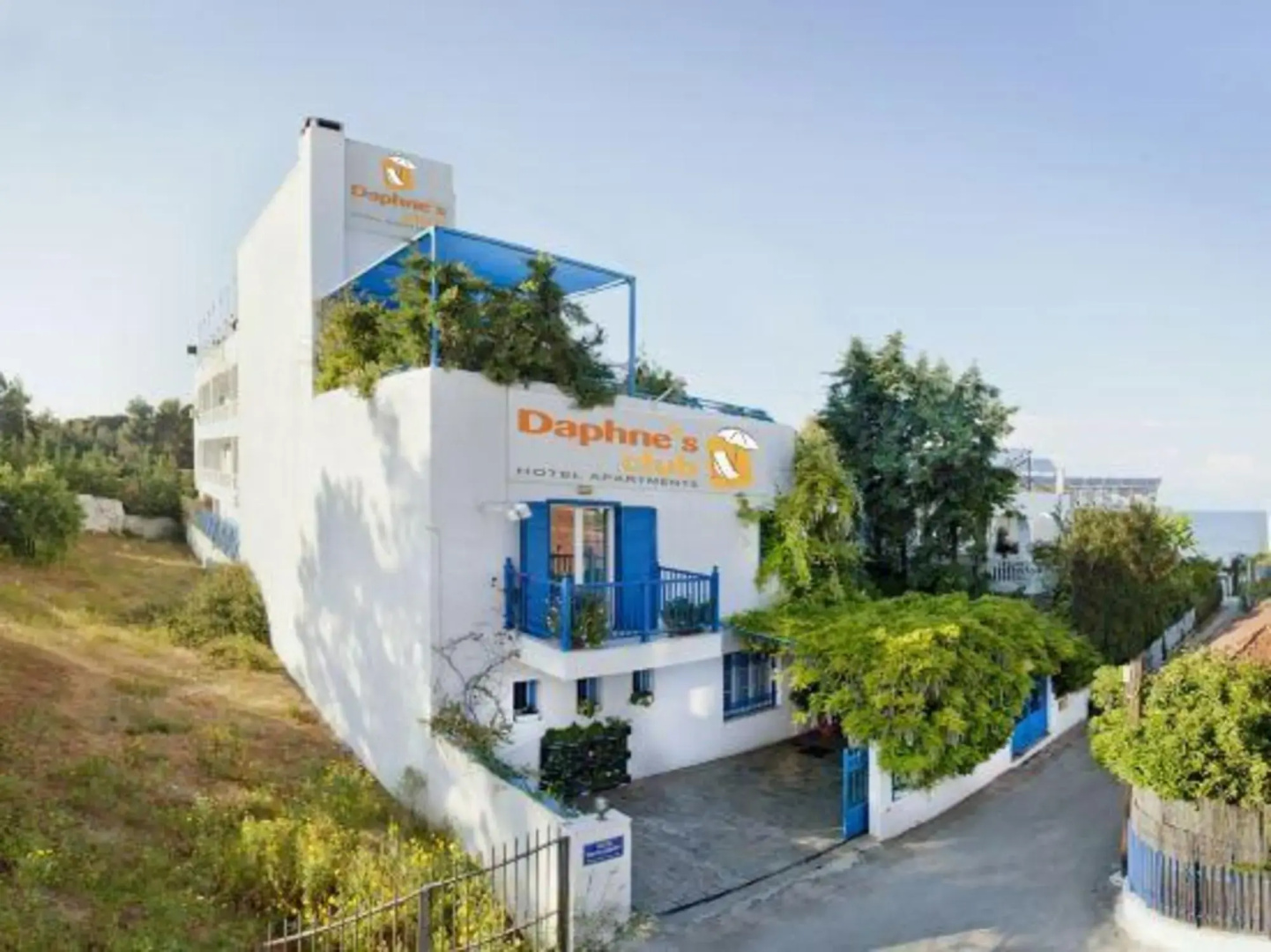 Daphne's Club Hotel Apartments