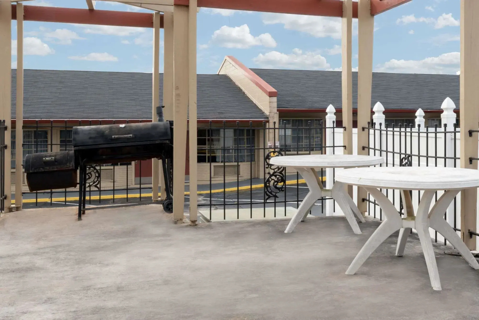 Knights Inn Fayetteville