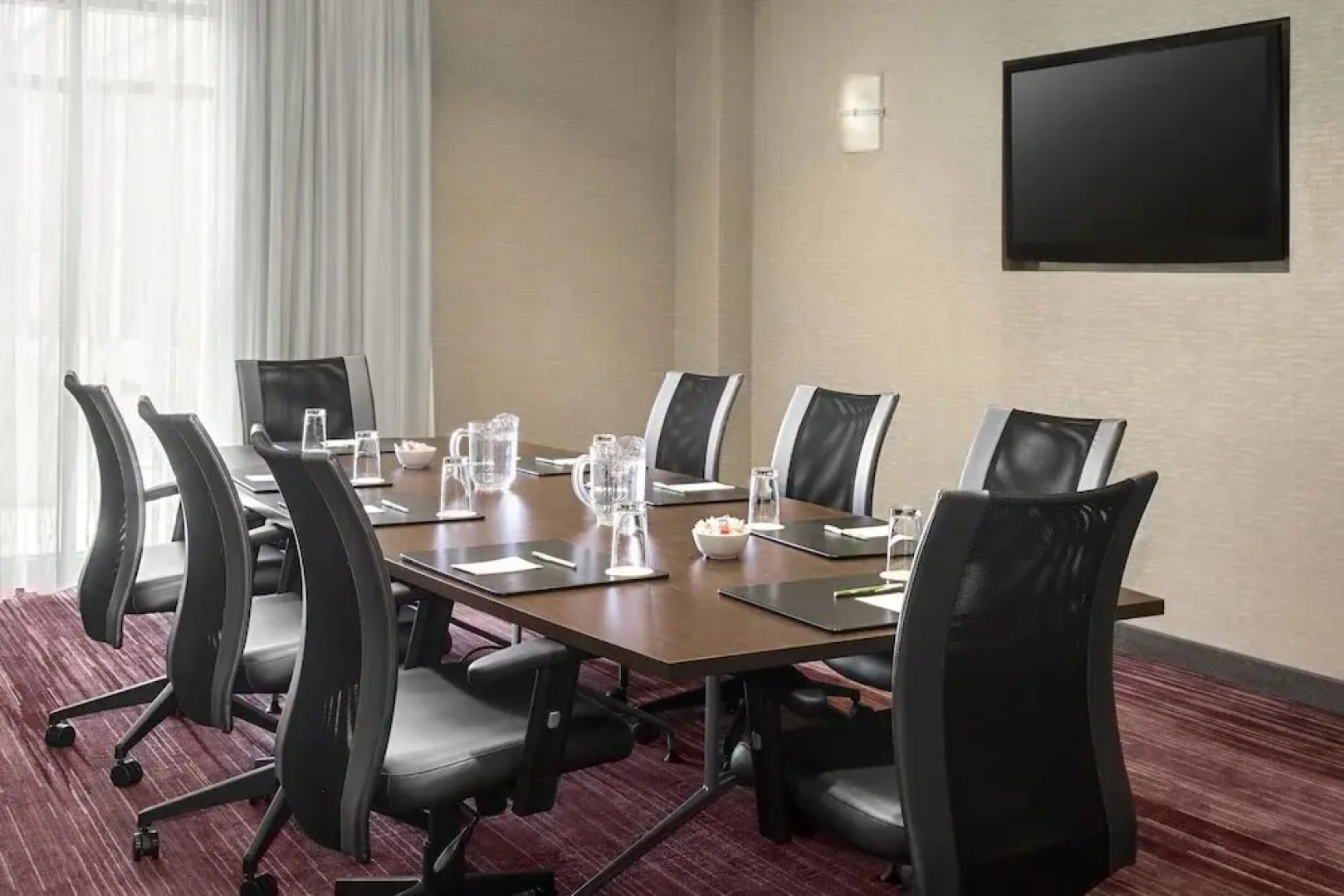 Courtyard Newark Elizabeth