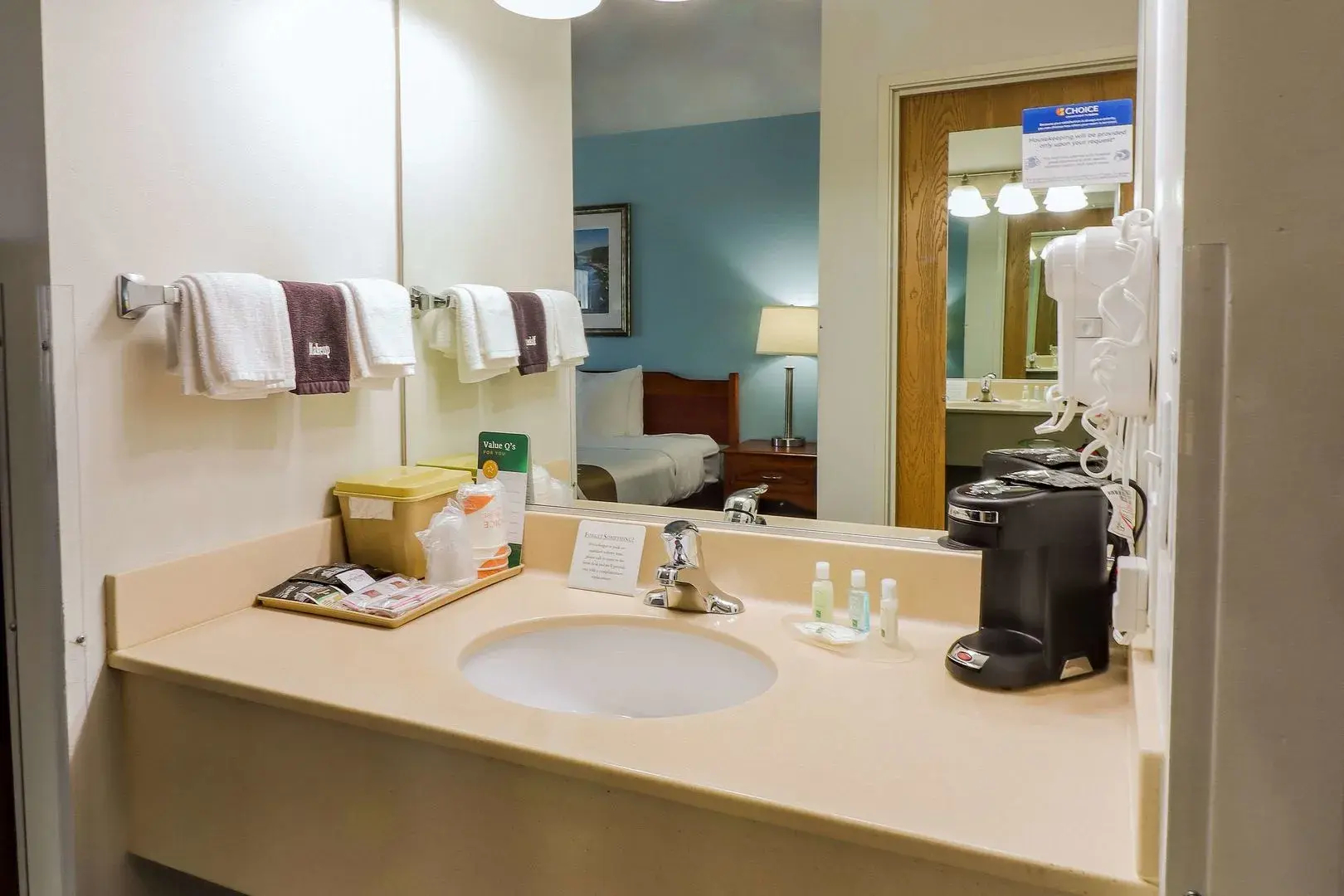 Quality Inn & Suites Sequim at Olympic National Park