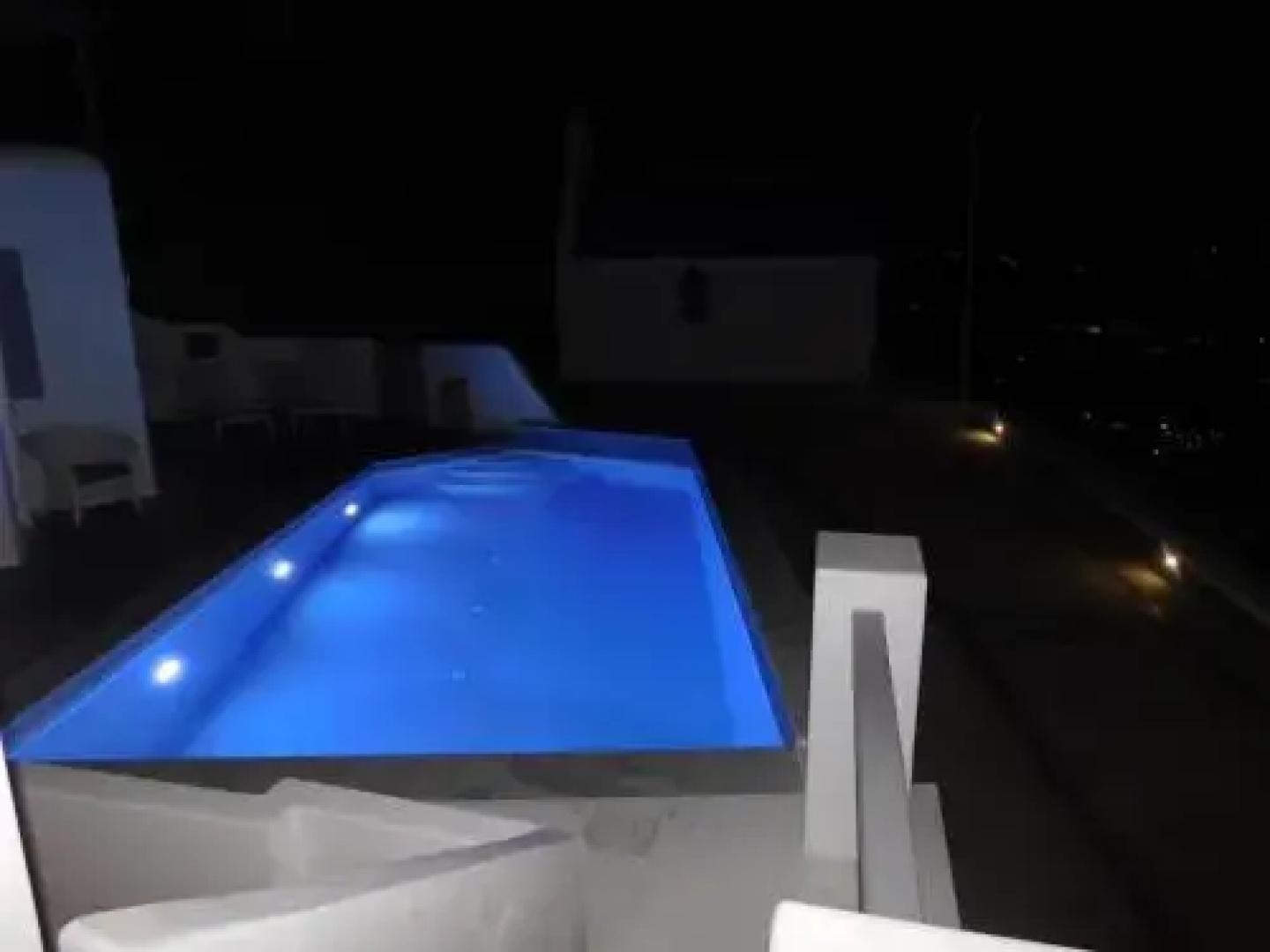 Villa Lov Ammos
