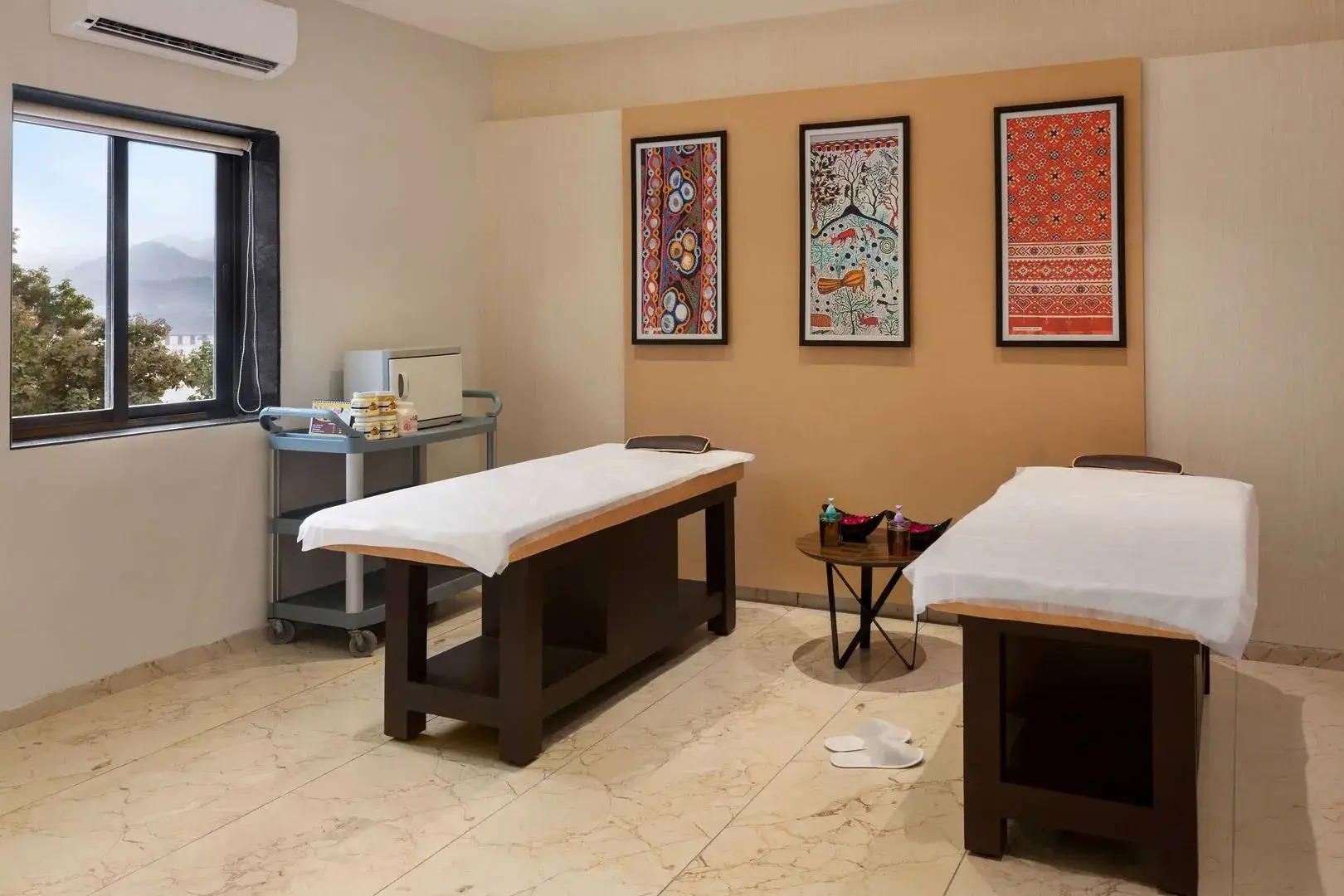 Ramada Encore By Wyndham Statue of Unity