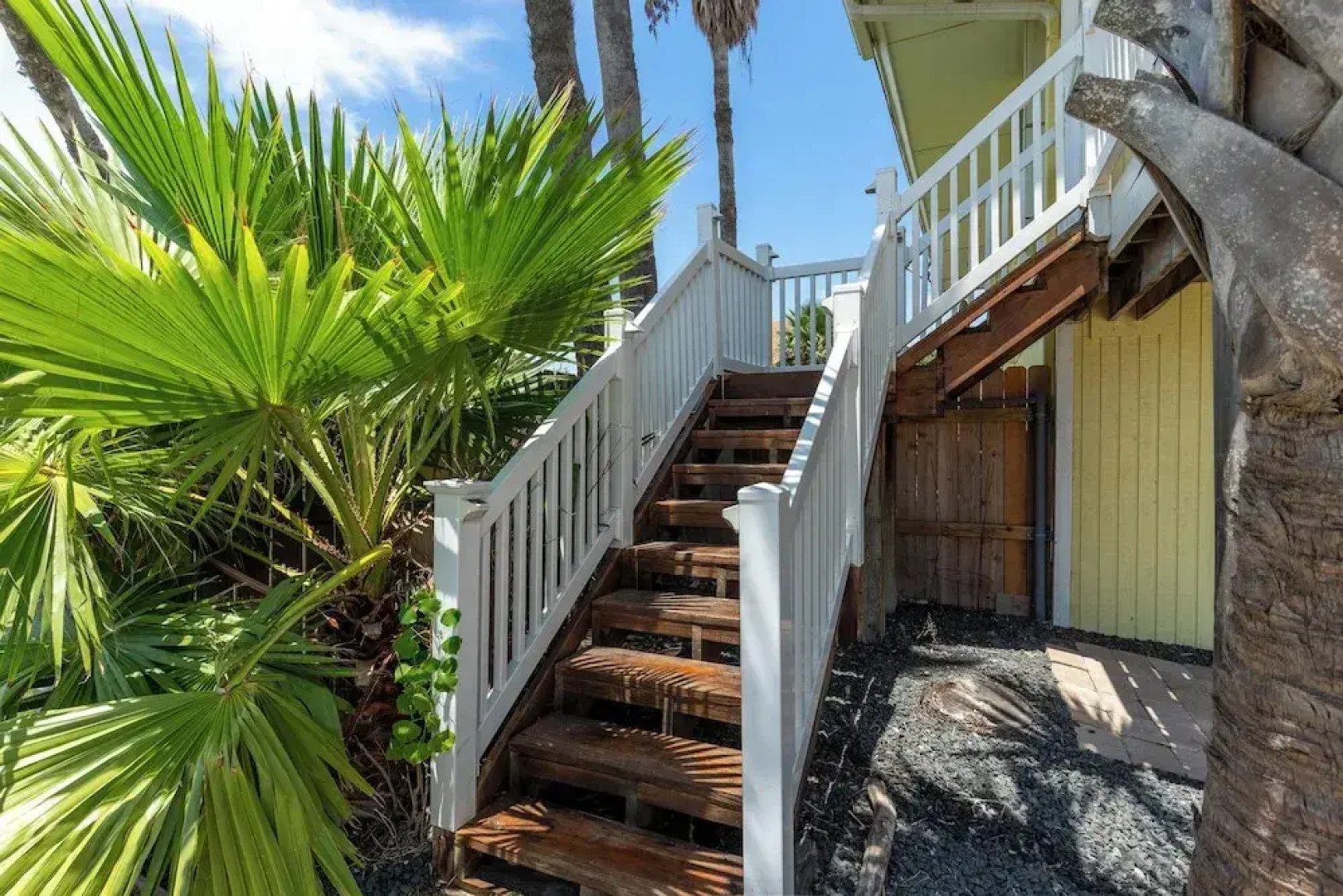 The Shell House Private Pool Pet Friendly