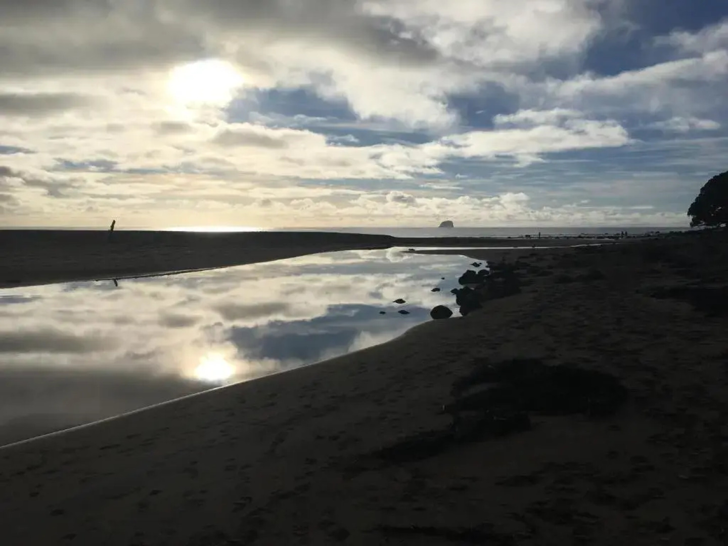 Hot Water Beach Bure Wai