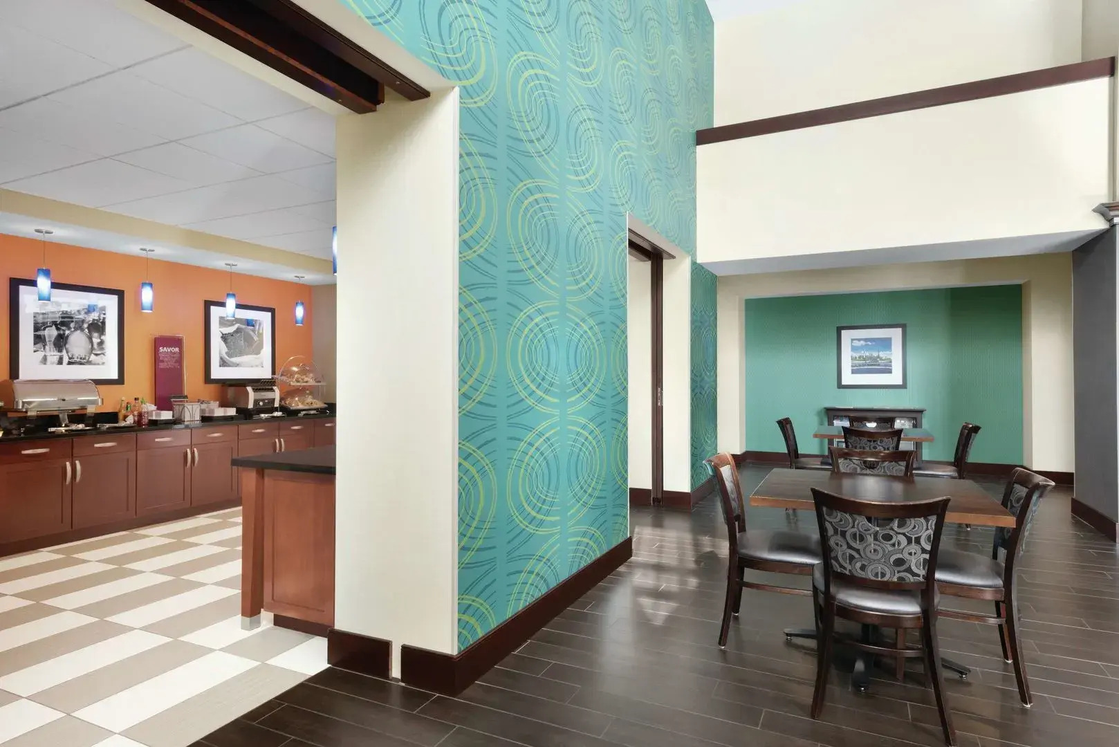 Hampton Inn & Suites Mishawaka/South Bend at Heritage Square