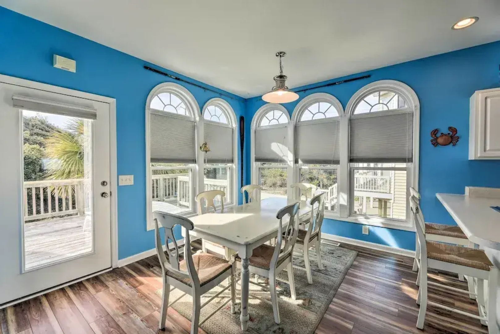 Waterfront Emerald Isle Home w/ Dock Access!