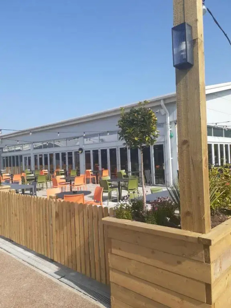 Yoshi's Happy Holiday Stay-Cation